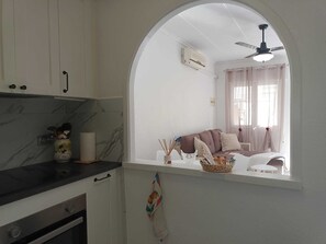 Maison, 2 chambres, fumeur, patio | Intérieur