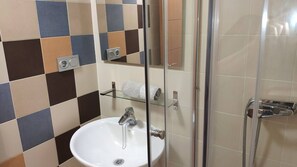Bathroom - Lovely 2 Bedroom 2 Bathroom Apartment With Pool Vereda Golf (Roquetas de Mar)