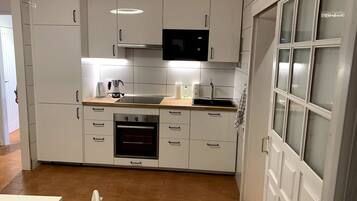 Apartment, 1 Bedroom, City View | Interior