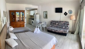 Apartment, 1 Bedroom, Smoking, Balcony | 1 bedroom - Apt In Benal Beach Resort, Wifi, 100m From Beach (Benalmádena)