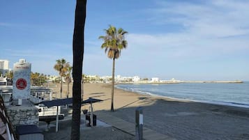 Apartment, 1 Bedroom, Smoking, Balcony | Beach