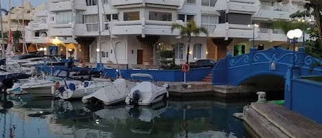 Appartement, 1 chambre, fumeurs, balcon | Port de plaisance