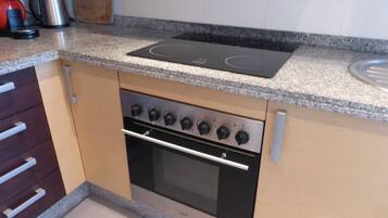 Apartment, 2 Bedrooms, Accessible, Terrace | Interior