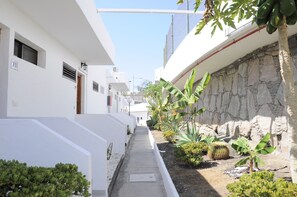 Apartment, 1 Bedroom, Smoking, Balcony | Exterior detail