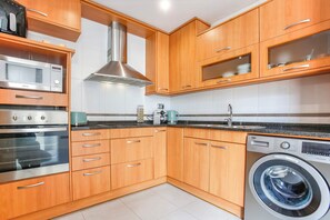 Apartment, 3 Schlafzimmer, Balkon, Bergblick | Eigene Küche