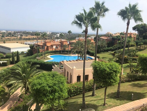 Exterior - Beautiful Flat Near Golf Courses With sea Views (Benahavis)