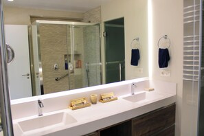 Apartment, 1 Schlafzimmer, barrierefrei, Gartenblick | Badezimmer