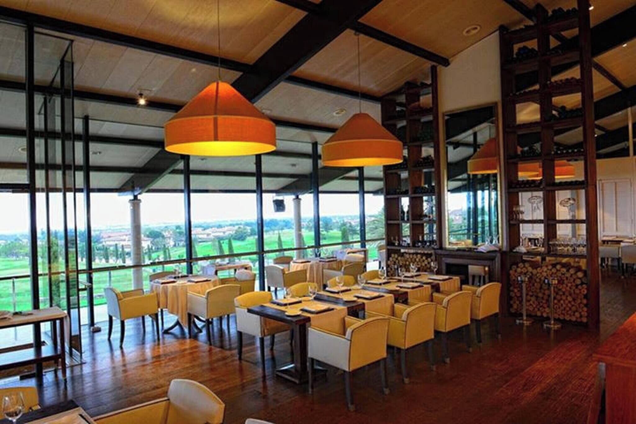 House, 2 Bedrooms, Balcony, Garden View | Dining