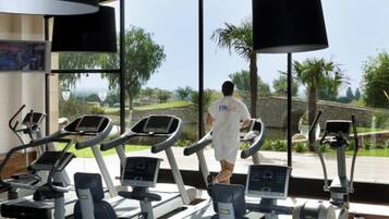 House, 2 Bedrooms, Balcony, Garden View | Fitness studio