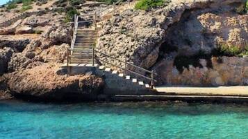 House, 2 Bedrooms, Balcony, Garden View | Exterior