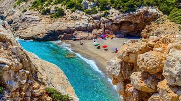 House, 2 Bedrooms, Balcony, Garden View | Beach