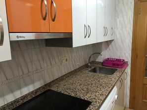 Departamento, 1 habitación, con acceso para personas discapacitadas, balcón | Interior