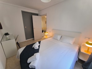 Apartment, 2 Bedrooms, Smoking, Balcony - Central and Comfortable Apartment (Torrevieja)