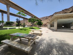 Apartment, 2 Bedrooms, Smoking, Balcony | Outdoor dining