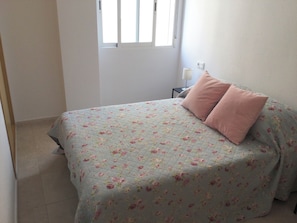 Apartamento, 2 habitaciones, fumadores, balcón | 2 dormitorios