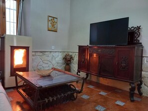 House, 3 Bedrooms, Smoking, Private Pool | Interior - Casas Rurales Puerta de Andalucía (Santa Elena)