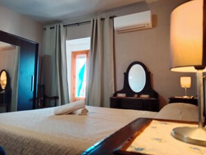 House, 3 Bedrooms, Smoking, Private Pool