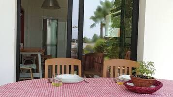 House, 3 Bedrooms, Smoking, Fireplace | Exterior