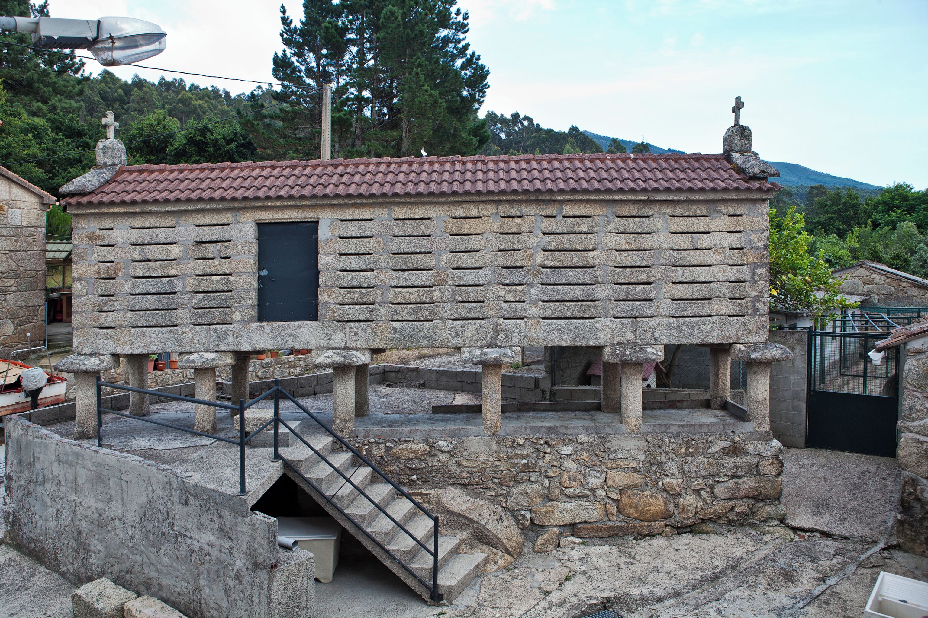 المنشأة من الخارج