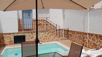 House, 3 Bedrooms, Smoking, Private Pool | Garden