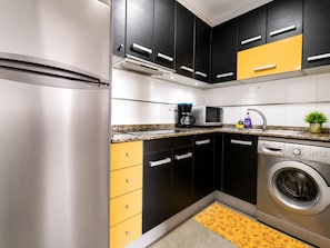 Apartment, 1 Schlafzimmer, Raucher, Balkon | Eigene Küche