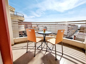 Balcony - Apt Near Center & Port (Torrevieja)