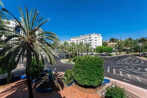 Apartment, 2 Bedrooms, Accessible, Balcony | Exterior