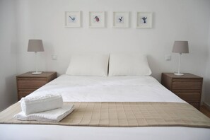 Apartamento, 2 quartos, sacada, vista para a cidade | 3 quartos