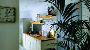 Apartment, 2 Bedrooms, Smoking, Terrace | Interior