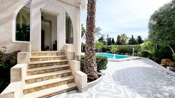 Chalet, 2 Bedrooms, Smoking, Private Pool | Property entrance