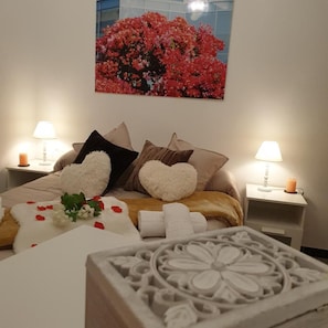 Room, 3 Bedrooms, Balcony, City View | 3 bedrooms - Room-village House Laverdura (Ubrique)