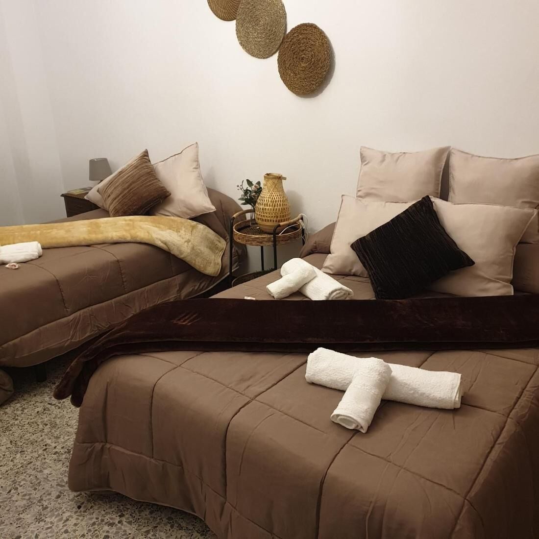 Habitación, 3 habitaciones, balcón, vista a la ciudad | 3 habitaciones 