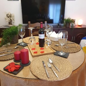 Room, 3 Bedrooms, Balcony, City View | Dining - Room-village House Laverdura (Ubrique)