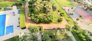 Apartment, 2 Bedrooms, Terrace, Garden View | Sport court