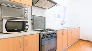 Yhteismajoitus, 1 makuuhuone, terassi, kaupunkinäköala | Sisätilat