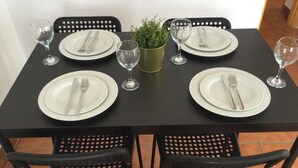 Leilighet, 2 soverom, røyk, balkong | Spiseområde