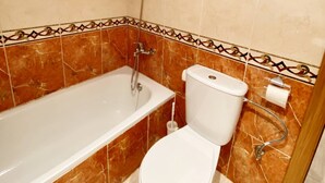 Appartement, 2 chambres | Salle de bain