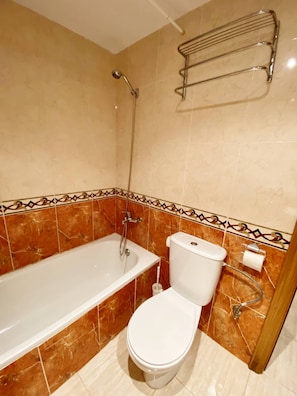 Appartement, 2 chambres | Salle de bain