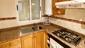Appartement, 2 chambres | Restauration