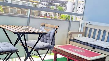 Studio, Multiple Bedrooms, Accessible, Smoking | Balcony