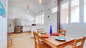 Apartemen, 2 kamar tidur, Boleh Merokok, balkon | Interior