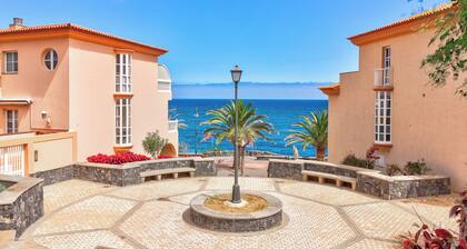 Beautiful Apartment Caleta Interian Beach