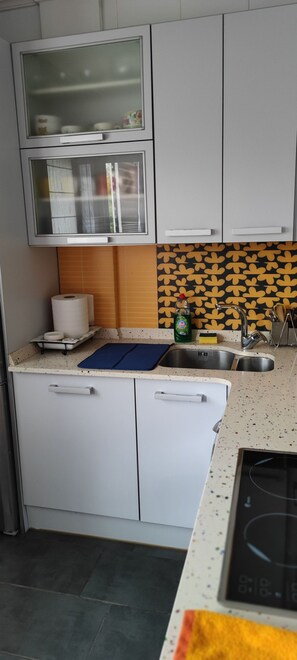 Shared Dormitory, 1 Bedroom, Accessible, Balcony | Private kitchen