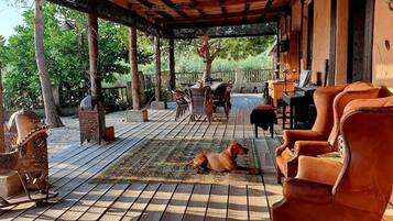 Asrama Umum, 1 kamar tidur, Boleh Merokok, patio | Tempat makan outdoor