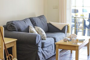 Apartment, 2 Schlafzimmer, Raucher, Balkon | Wohnbereich