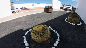 Biệt thự, 3 phòng ngủ, sân hiên, quang cảnh núi | Bãi đậu xe | Bãi đậu xe tự phục vụ miễn phí