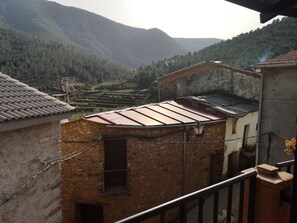 House, 2 Bedrooms, Smoking, Terrace | Property grounds