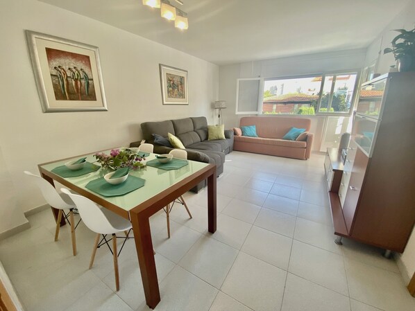 Apartment, 3 Bedrooms | Living area - Beautiful And Bright Apartment In Calafell, (El Vendrell)