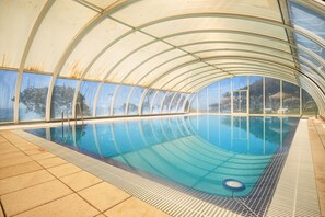 Lejlighed - 3 soveværelser - ryger - terrasse | Pool | Udendørs pool