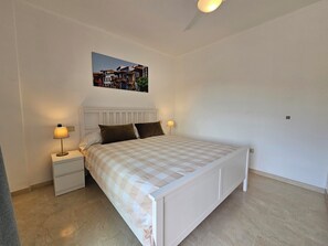 Apartment, 2 Bedrooms, Smoking, Balcony - Luxury Renovated Duplex With Pools & Private Jacuzzi! (Mogan)